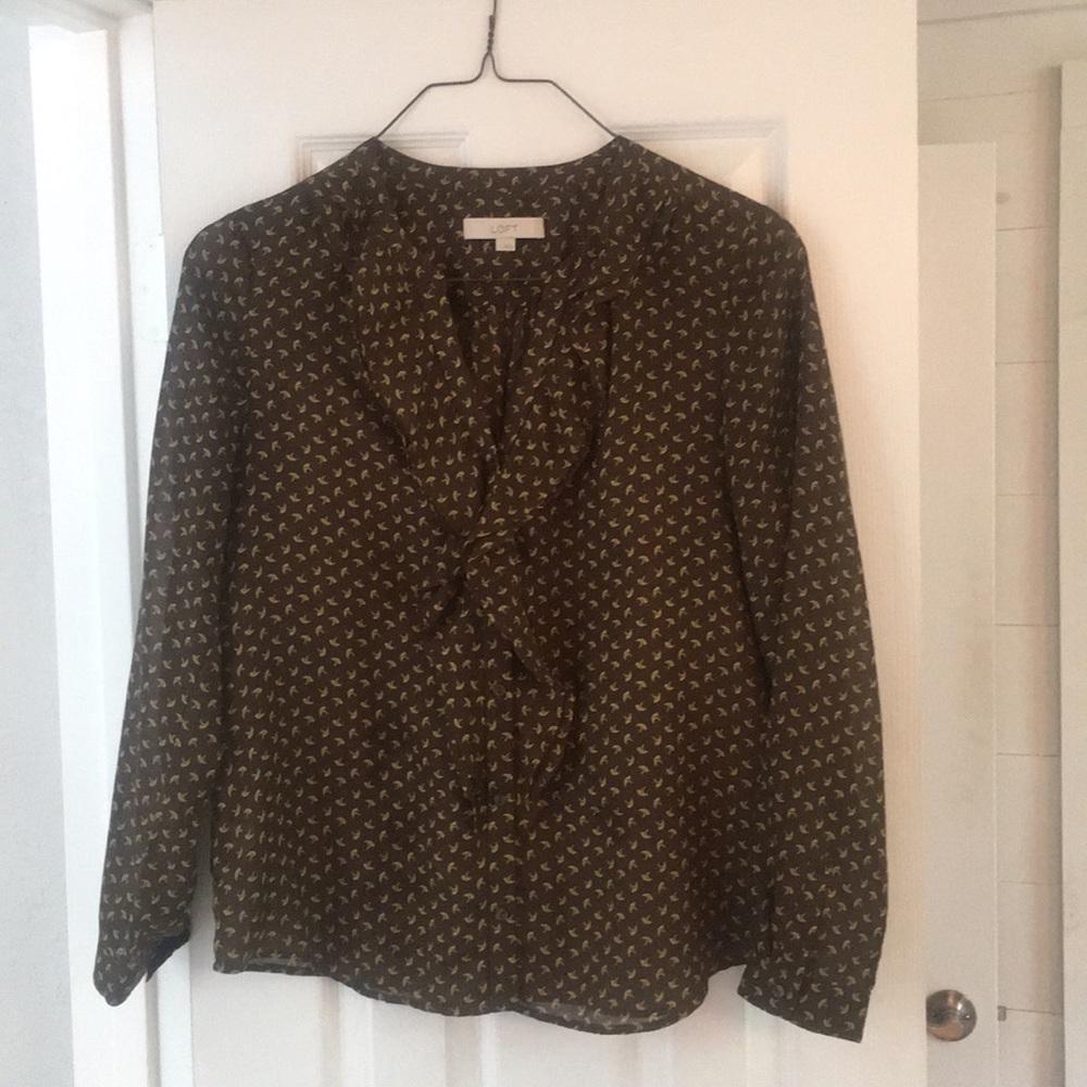 LOFT Button down shirt
